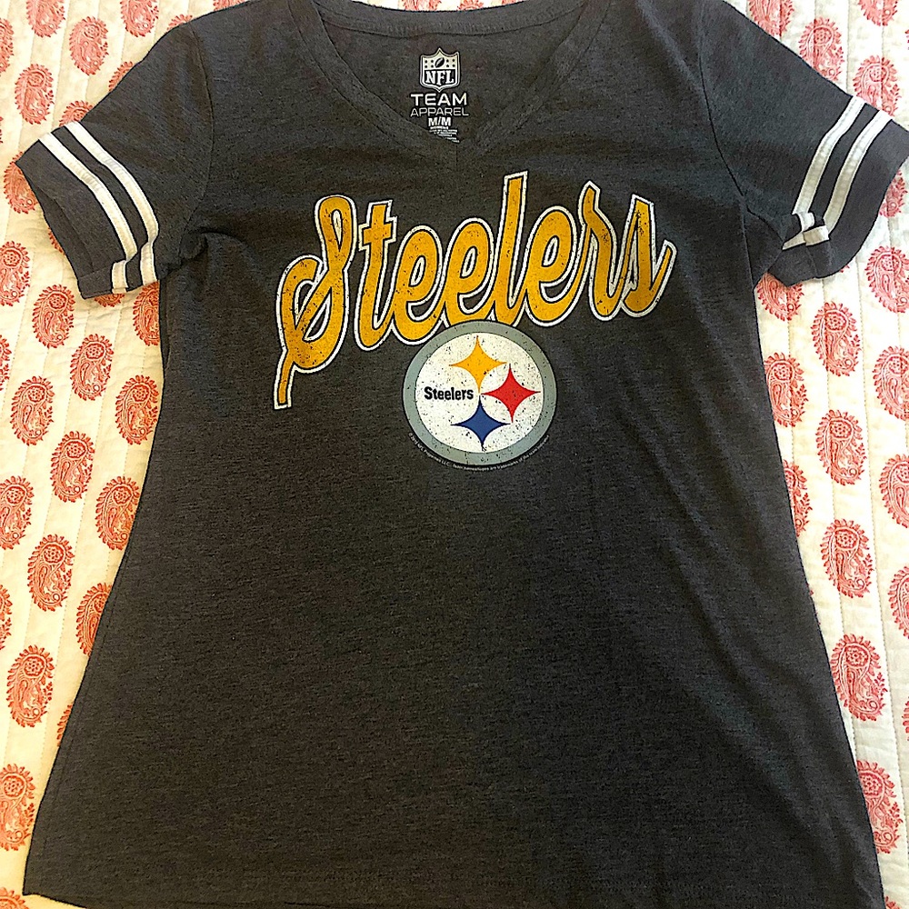 STEELERS V-Neck T-Shirt M
